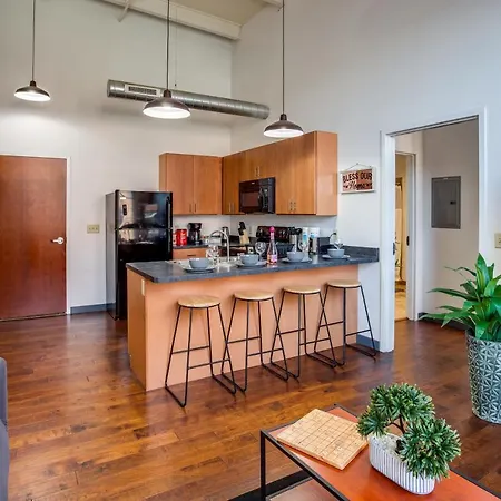 Ny Style Centric Loft With King Bed By Park Ave Apartment
